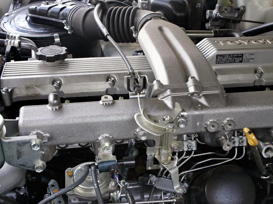  Toyota Land Cruiser 70 2007 года  (ZA) (фото 17 из 17)